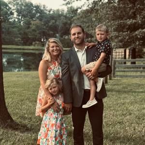 Meet your Posher, Abigail